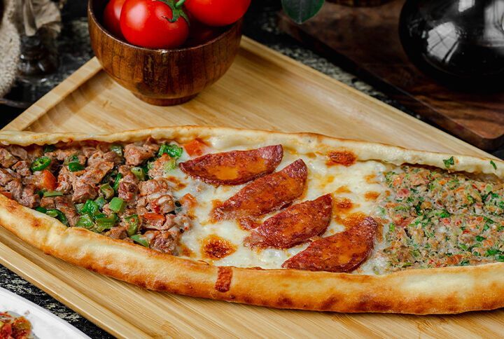 Frische Pide aus dem Ofen
